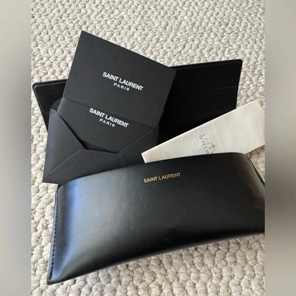 Saint Laurent SL507 - like brand new